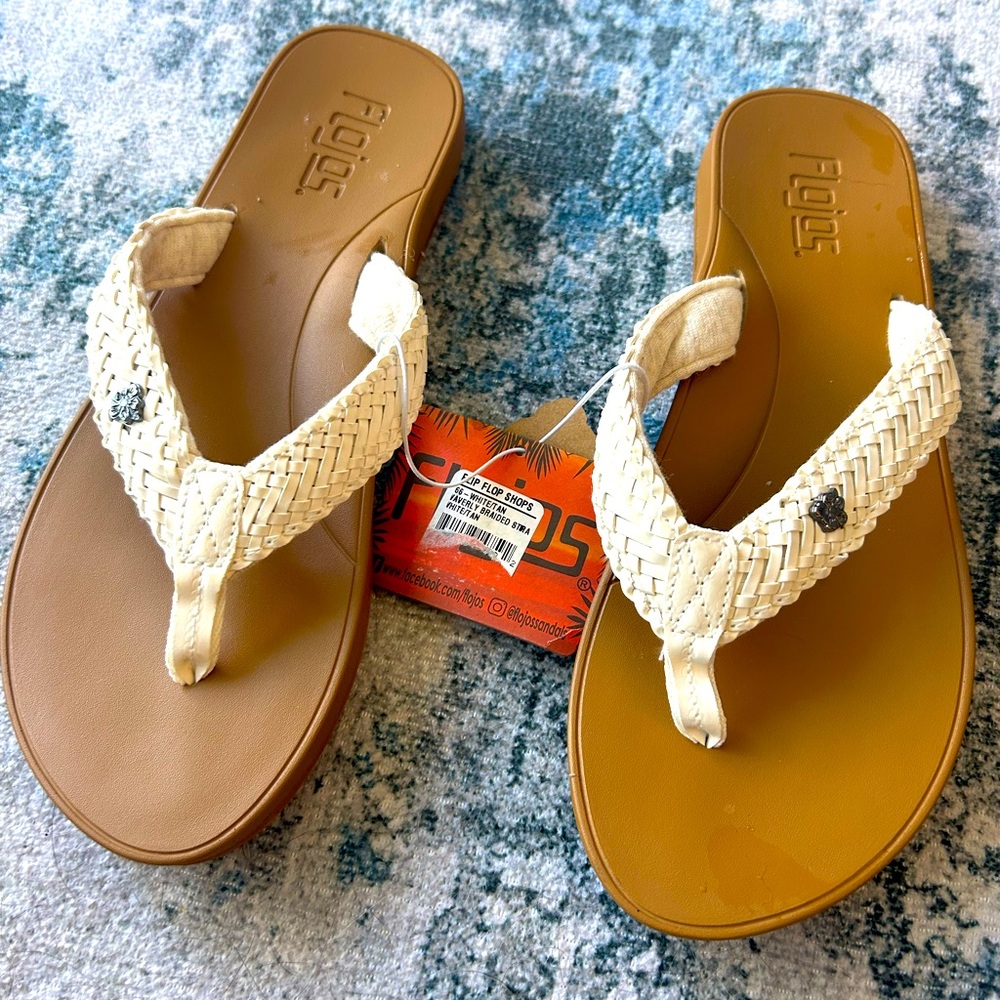 Flojos sandals